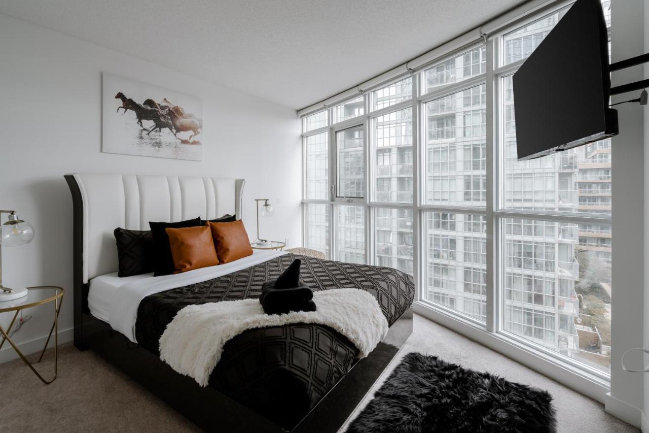 The Perfect Getaway Apartment Toronto Exterior foto