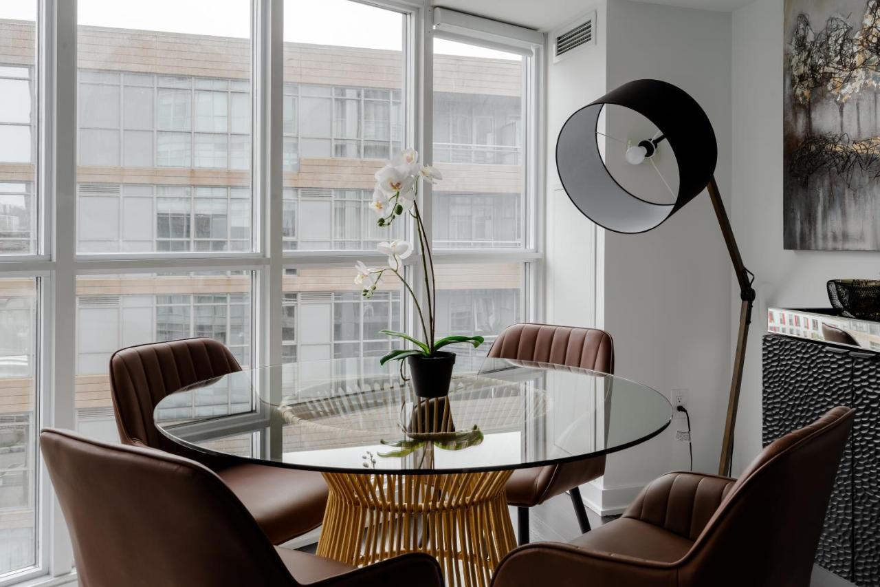 The Perfect Getaway Apartment Toronto Exterior foto