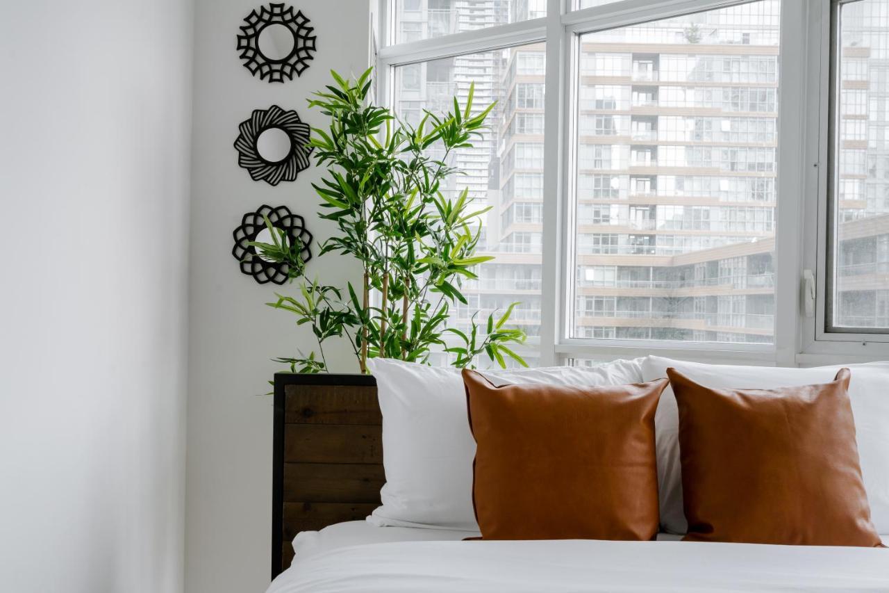 The Perfect Getaway Apartment Toronto Exterior foto
