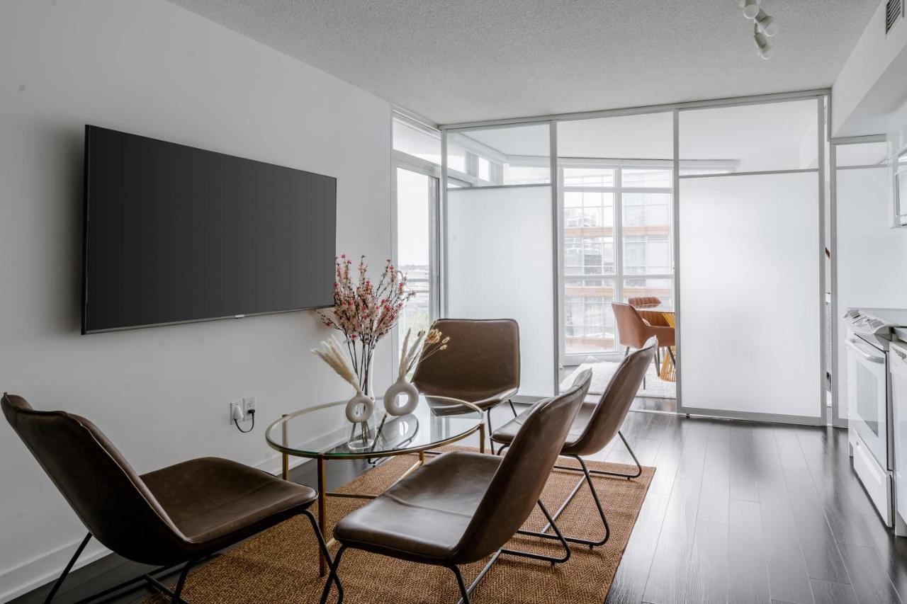 The Perfect Getaway Apartment Toronto Exterior foto