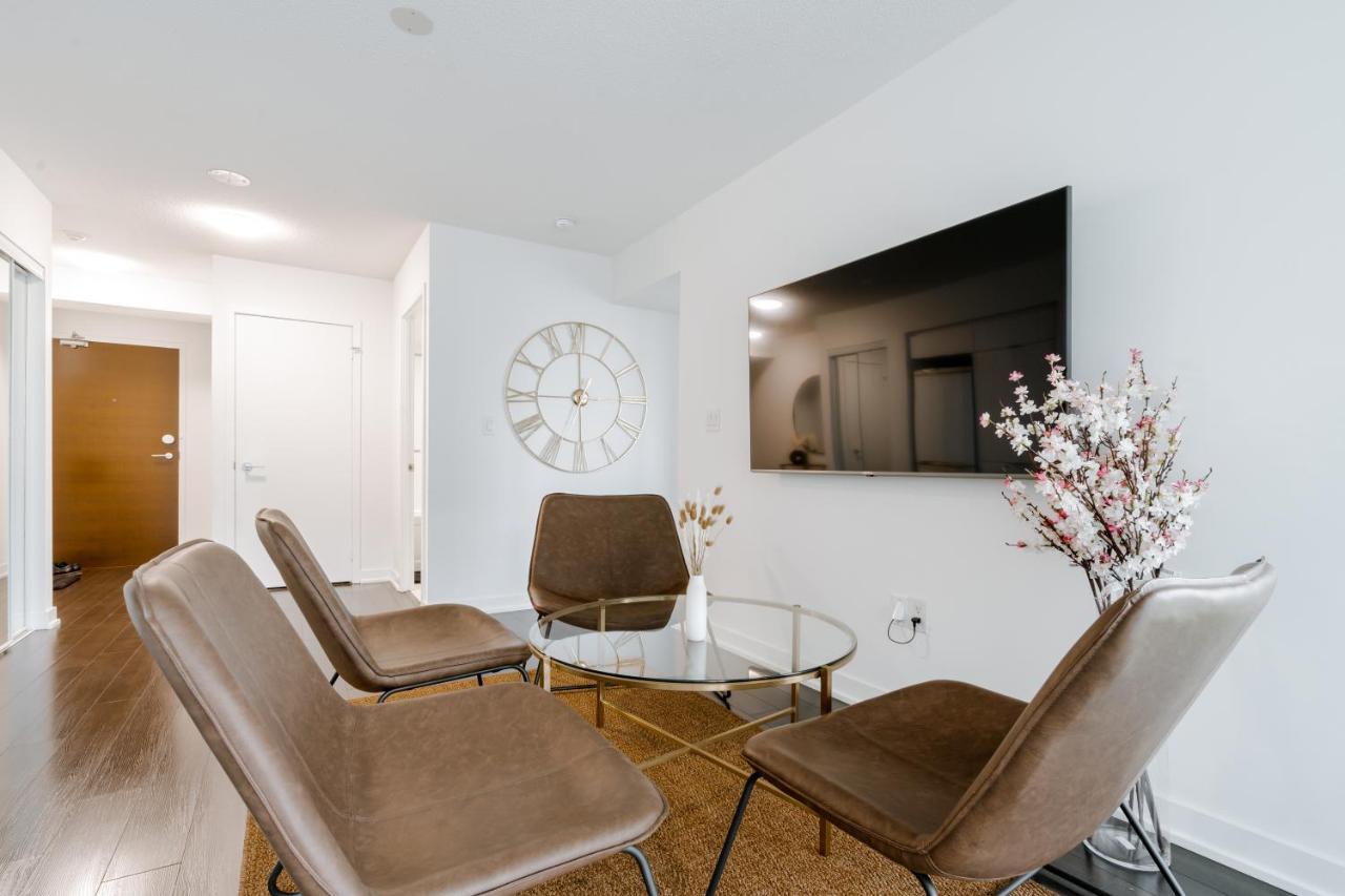 The Perfect Getaway Apartment Toronto Exterior foto