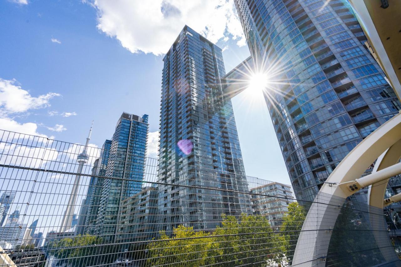 The Perfect Getaway Apartment Toronto Exterior foto